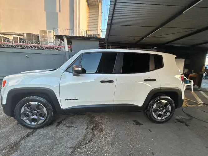 Jeep Renegade Custom 1.8 4X2 Flex 16V Mec. 2018