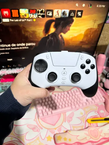 Razer Raiju V3 Pro for PS5 White