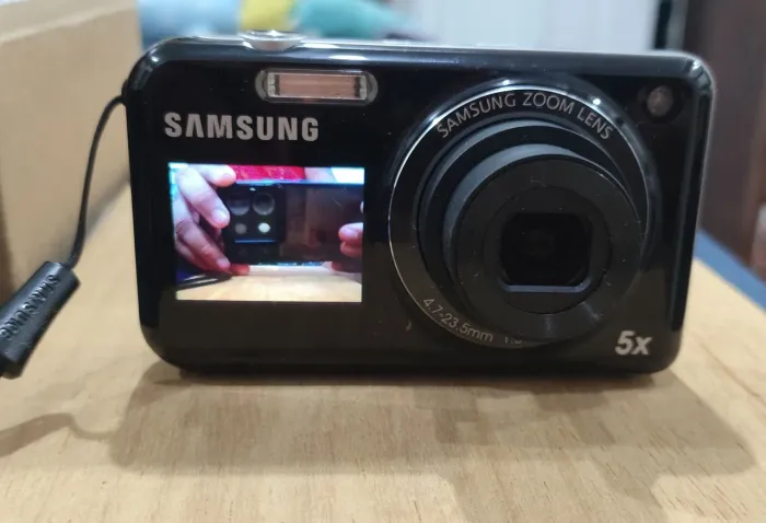 Câmera digital Samsung pl120