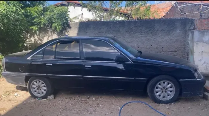Chevrolet Omega GLS 2.2 / 2.0 (álcool) 1993