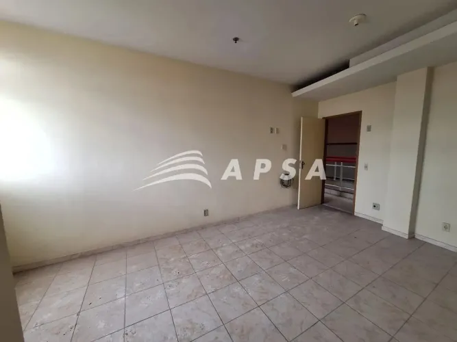 INVISTA NO ENDEREÇO CERTO PARA O SUCESSO DO SEU NEGÓCIO: ESTA SALA COMERCIAL NO APOLLO 2 E