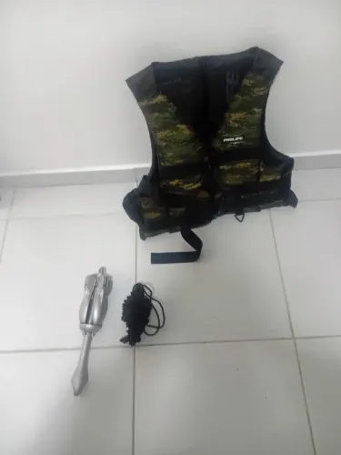 Vendo colete salva vidas 120 kg