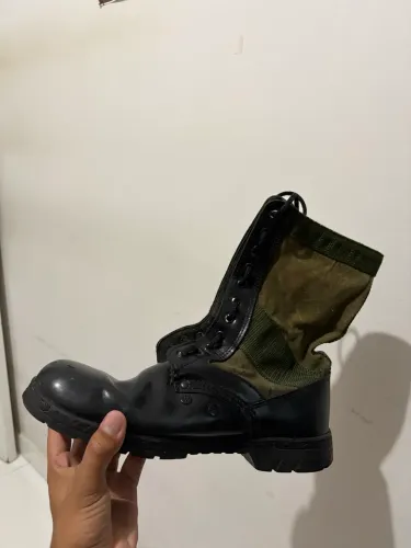     Coturno Militar Preto com Cano em Lona Verde - Tam 44