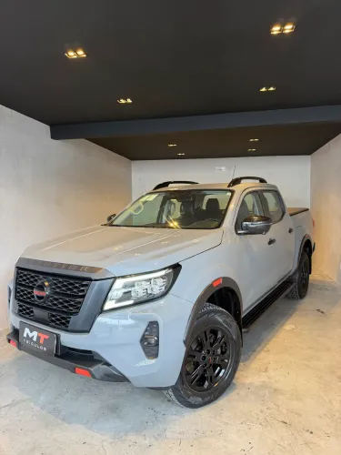 Nissan Frontier Pro4x CD 4X4 2.3 Bi-TB Die. AUT 2023