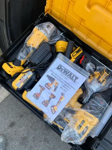 Kit dewalt 4 ferramentas com maleta 