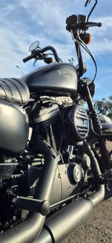 Harley-Davidson Iron 883 2017 | Pneus Novos | + R$10 Mil em Acessórios | Impecável.