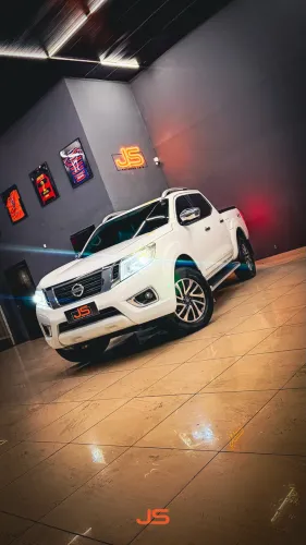Nissan Frontier LE CD 4X4 2.3 Bi-TB Diesel Aut. 2022