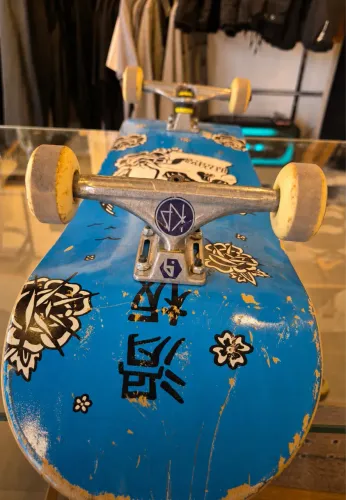 Skates