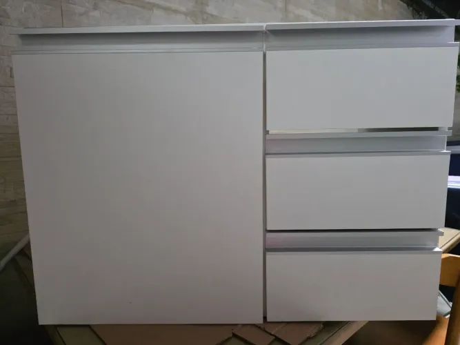 ARMÁRIO GABINETE PARA BANHEIRO.