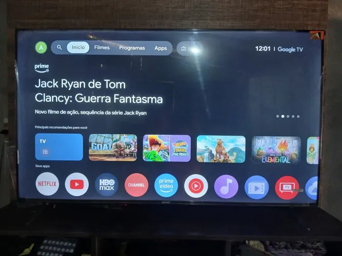 TV 4k tela de 50 zerado no plástico 
