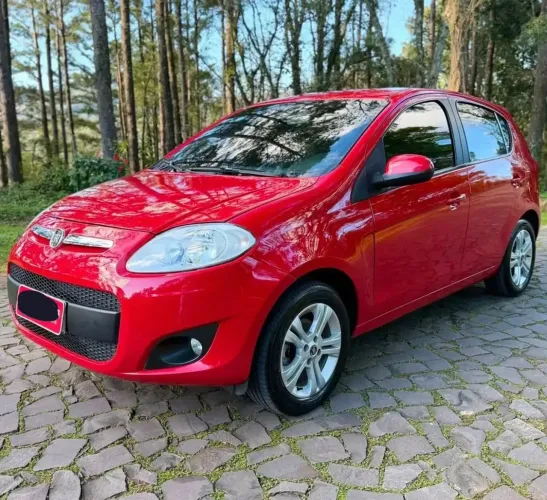 Fiat Palio Attractive 1.0 EVO Fire Flex 8V 5P 2012