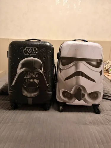 Vendo 2 malas de bordo Star Wars