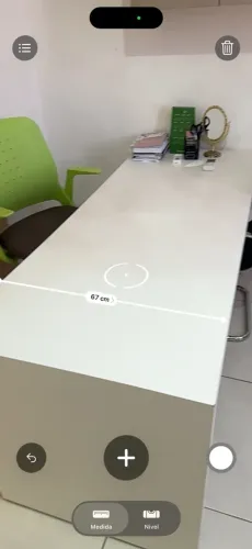 Mesa de madeira em L invertido - Branca