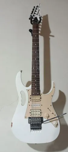 Ibanez jem jr Steve Vai