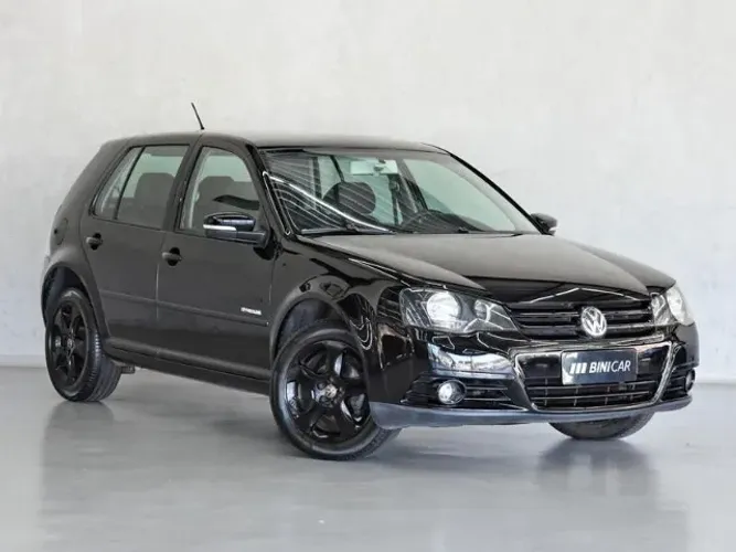 Volkswagen Golf 1.6 MI Total Flex 8V 4P 2013