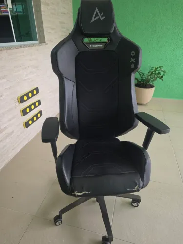 Cadeira Flexform Gamer semi nova conservada