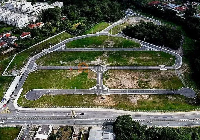 Terreno plano à venda - Condomínio Jardim Vale Suiço