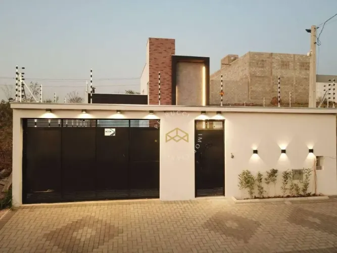 LINDA CASA COM PISCINA ÓTIMA PARA EVENTO/ OU MORADIA.