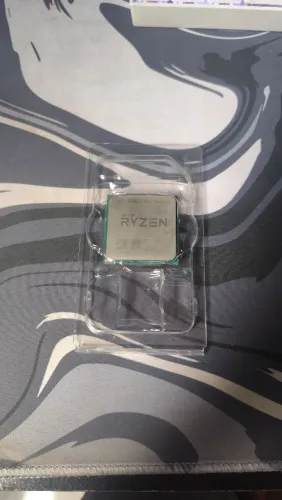 RYZEN 3 PRO 2200G
