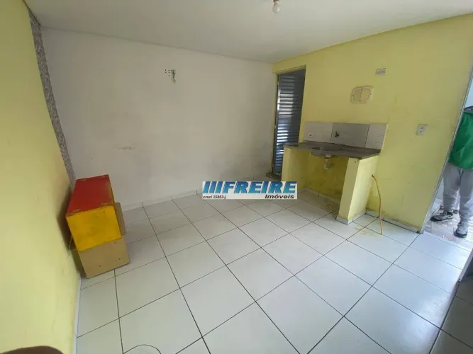 Casa para alugar, 30 m² por R$ 780,00/mês - Vila Palmares - Santo André/SP
