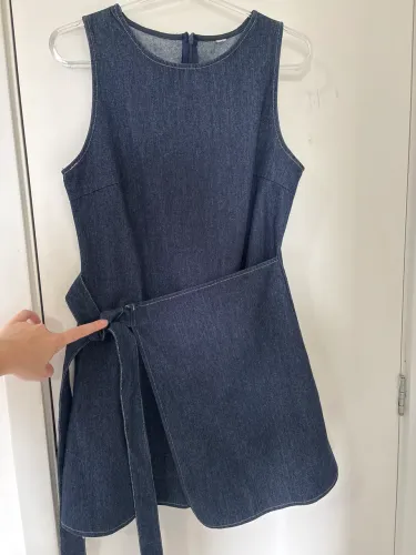 Vestido jeans curto 