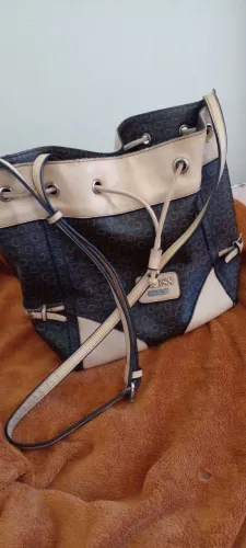 Bolsa guess original