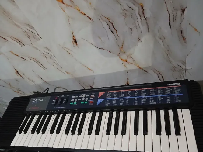 Teclado casio funcionando tudo