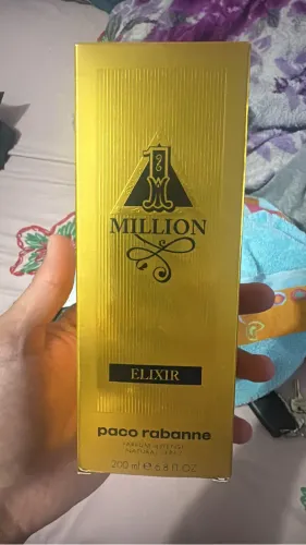 Perfume original 200ml só tirei o lacre, novo sem uso