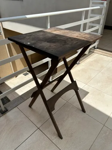 Mesa alta de bistrô 