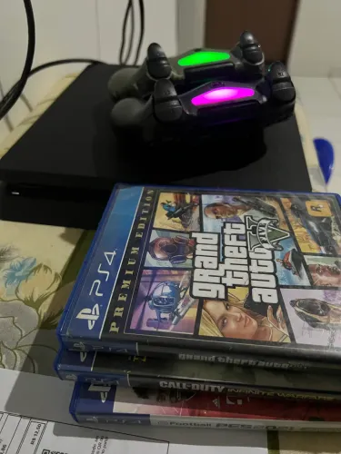 Ps4- 2 controles-1tera- 14 jogos