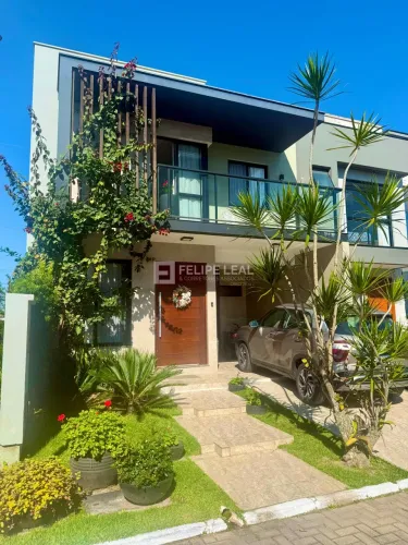 Casa de Condomínio em Bairro Deltaville - Biguaçu, SC