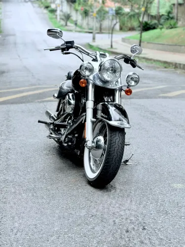 HARLEY - DAVIDSON MUITO CONSERVADA / COM APENAS 13.000 KM 