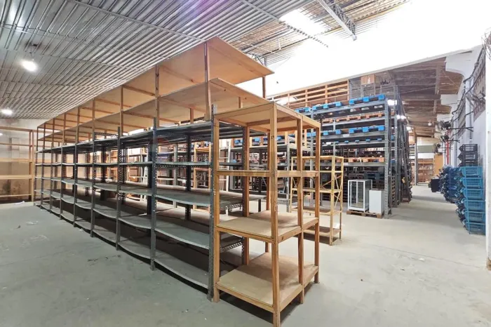 Aluguel Galpão, 1612m² área total, 14 salas e 7 banheiros, próximo BR 101