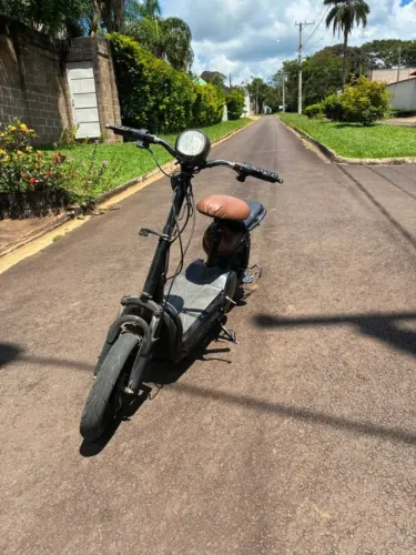 Mini Scooter Elétrica Walk 500W - Estilo Bee (Não Precisa CNH)