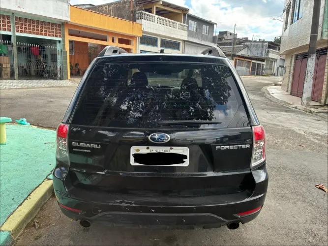 Subaru Forester 2.0/2.0 S 4X4 Aut. 2011