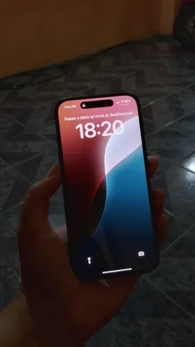 iPhone 15 - Preto - 256gb