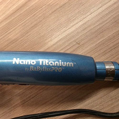 Babyliss importado. Só foi usado uma vez.