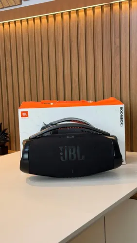 Jbl Boombox 3 completa semi nova