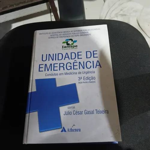 Livro Unidade De Emergência - Condutas Em Medicina De Urgência