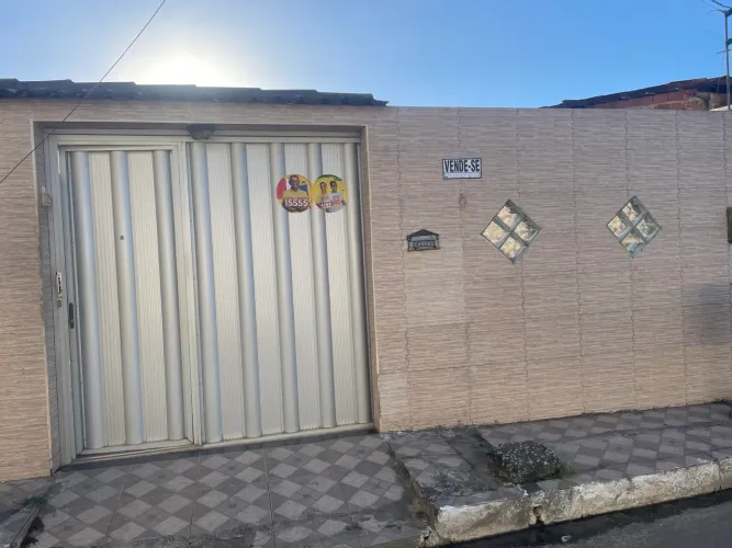Casa pra vender no bairro Santos dumont..