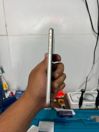 iphone 11 Branco em perfeito estado 