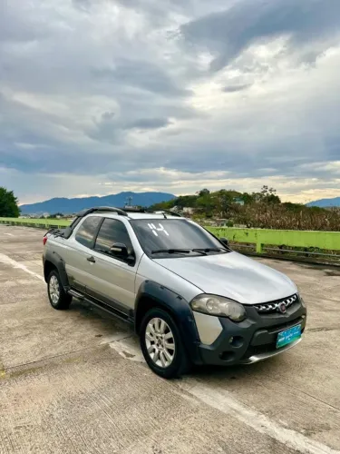 Fiat Strada Adventure1.8/ 1.8 Locker Flex CD 2014