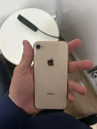 Iphone 8 64gb & Apple Watch serie 3 38mm ( ambos com tela e display quebrado )