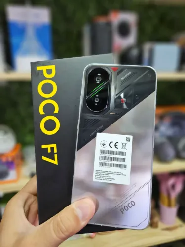 Poco F7 5G, 512/12GB RAM, cor prata, Snapdragon 8s Gen 4, bateria de 6.500 Mah, LACRADO.