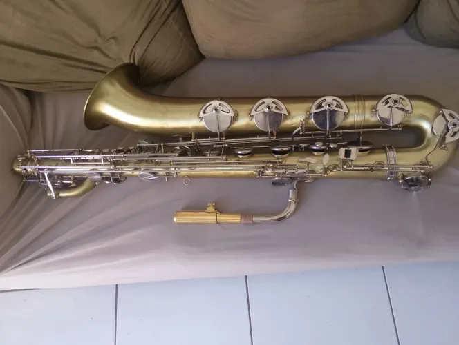 Vendo esse Sax Barítono 