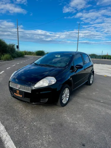 Fiat Punto Attractive 1.4 Fire Flex 8V 5P 2011