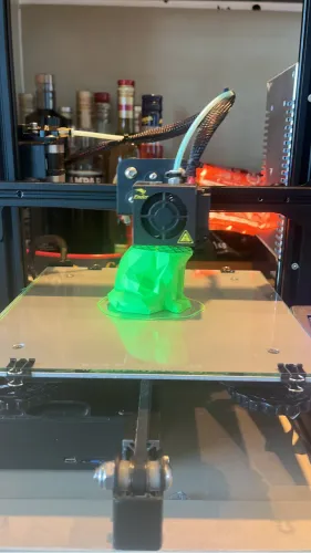 Impressora 3D ender 3 - aceito ofertas!