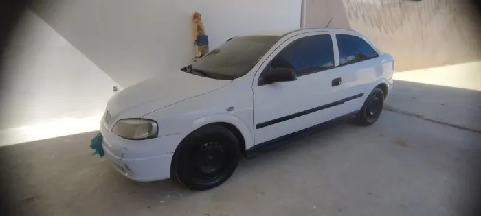 Chevrolet Astra 2.0/ CD/ Sunny/ GLS 2.0 8V 3P 2002