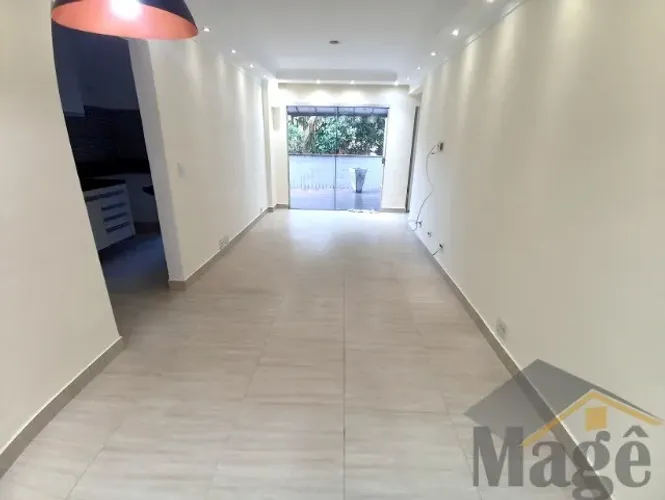 EXCELENTE APARTAMENTO REFORMADO COM 01 SUÍTE E VARANDA PARA LOCAÇÃO NA PRAIA DA ENSEADA -