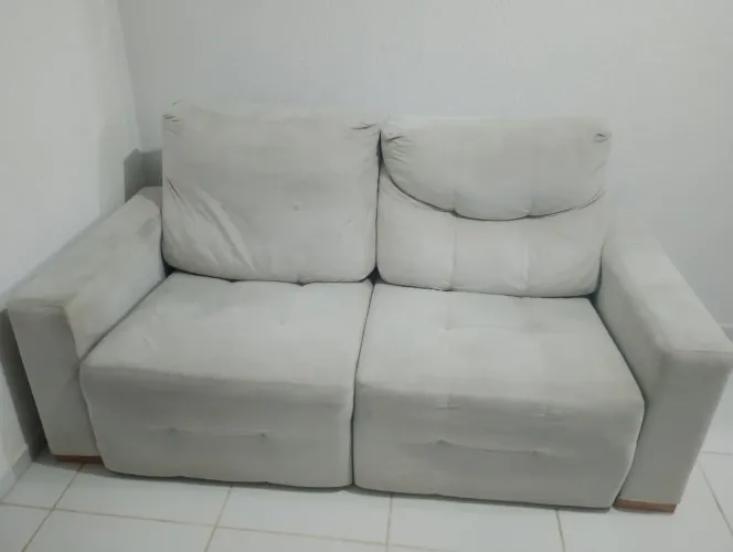 Sofá retrátil dois lugares